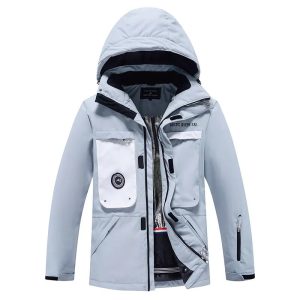 Veste de ski femme grise et bleue fluo design